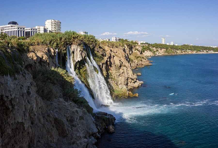 Jour 2 · Cascades & plages — Antalya