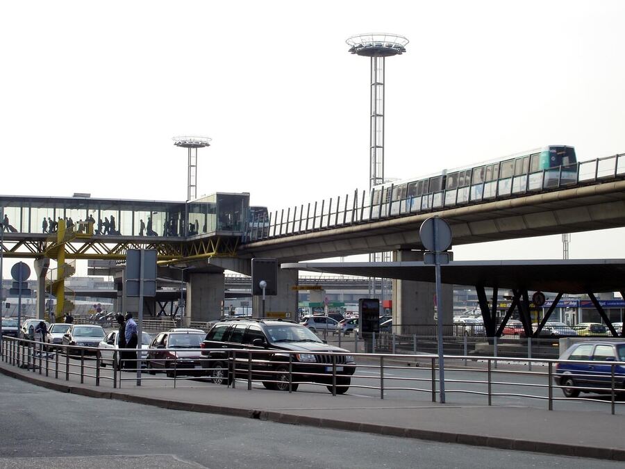 Salle de prière à l'aéroport d'Orly : où prier en 2026