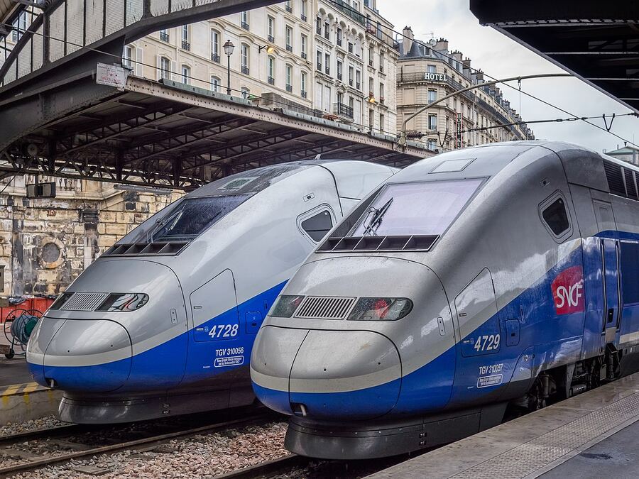 Ablutions en avion, en train et en toilettes publiques