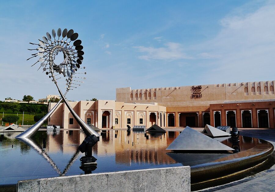 Jour 2 · Katara & désert — Doha