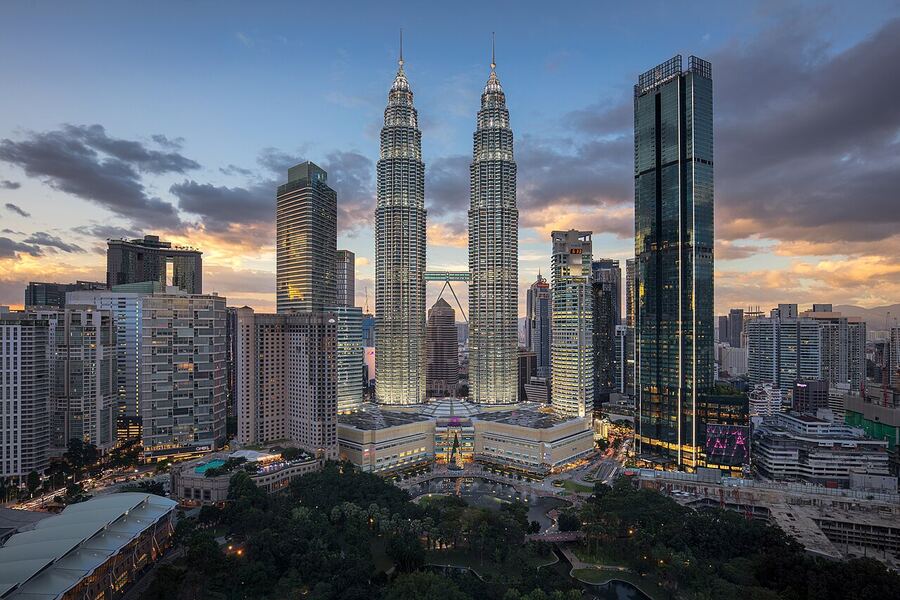 Jour 1 · KLCC — Kuala Lumpur